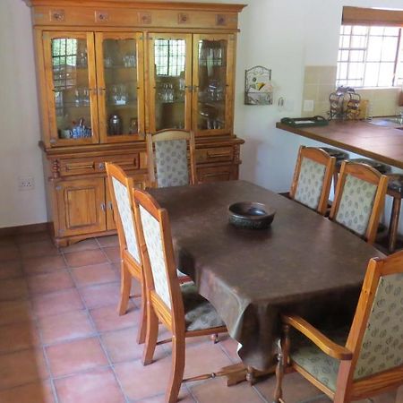 Crowe'S Nest Villa Marloth Park Esterno foto