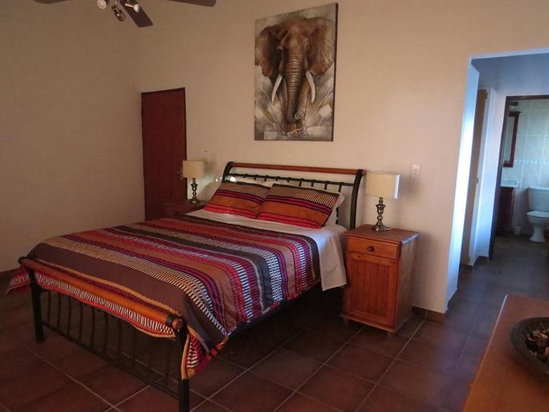 Crowe'S Nest Villa Marloth Park Esterno foto
